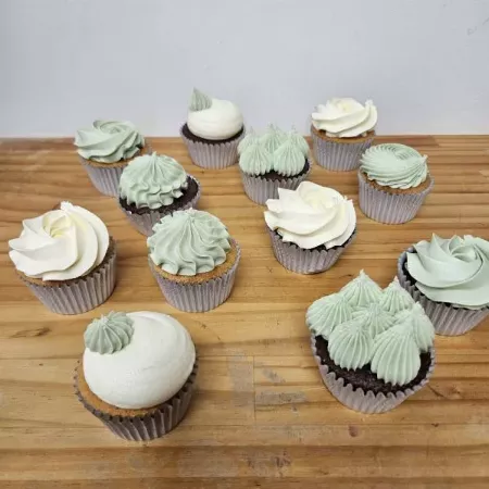 Styled Cupcakes Styled Cupcakes